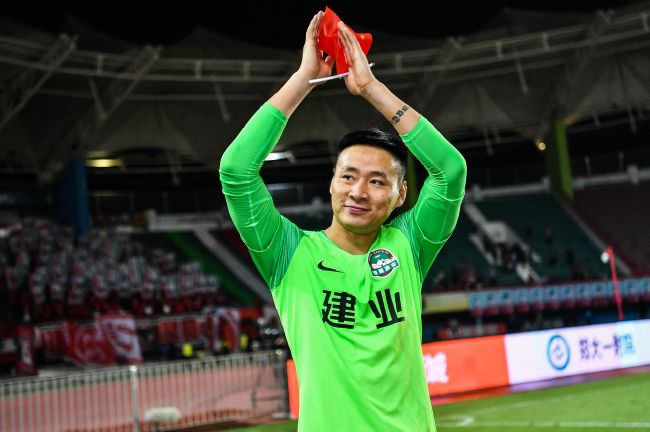 项目的快速推进也带给了他一些成长的;阵痛，提醒着他参加项目创投不是终点，而是起点